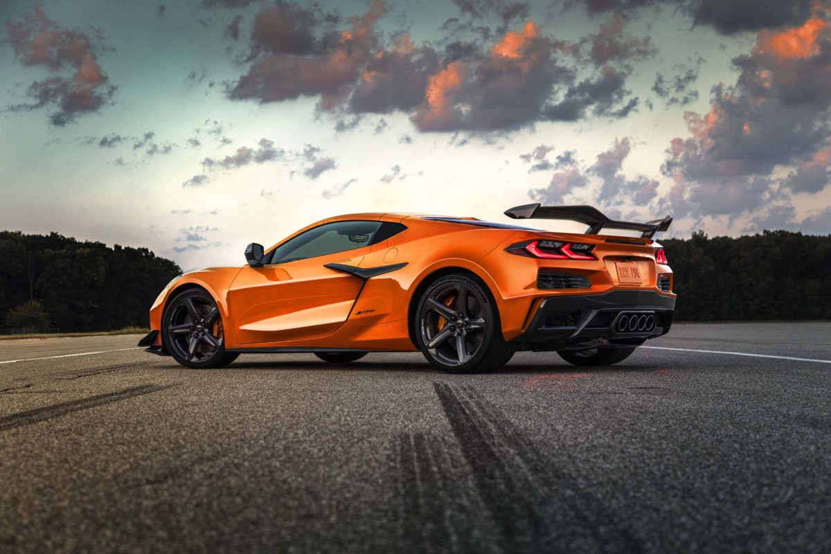 General Motors Halts 2023 C8 Corvette Z06 Orders (VIDEO)